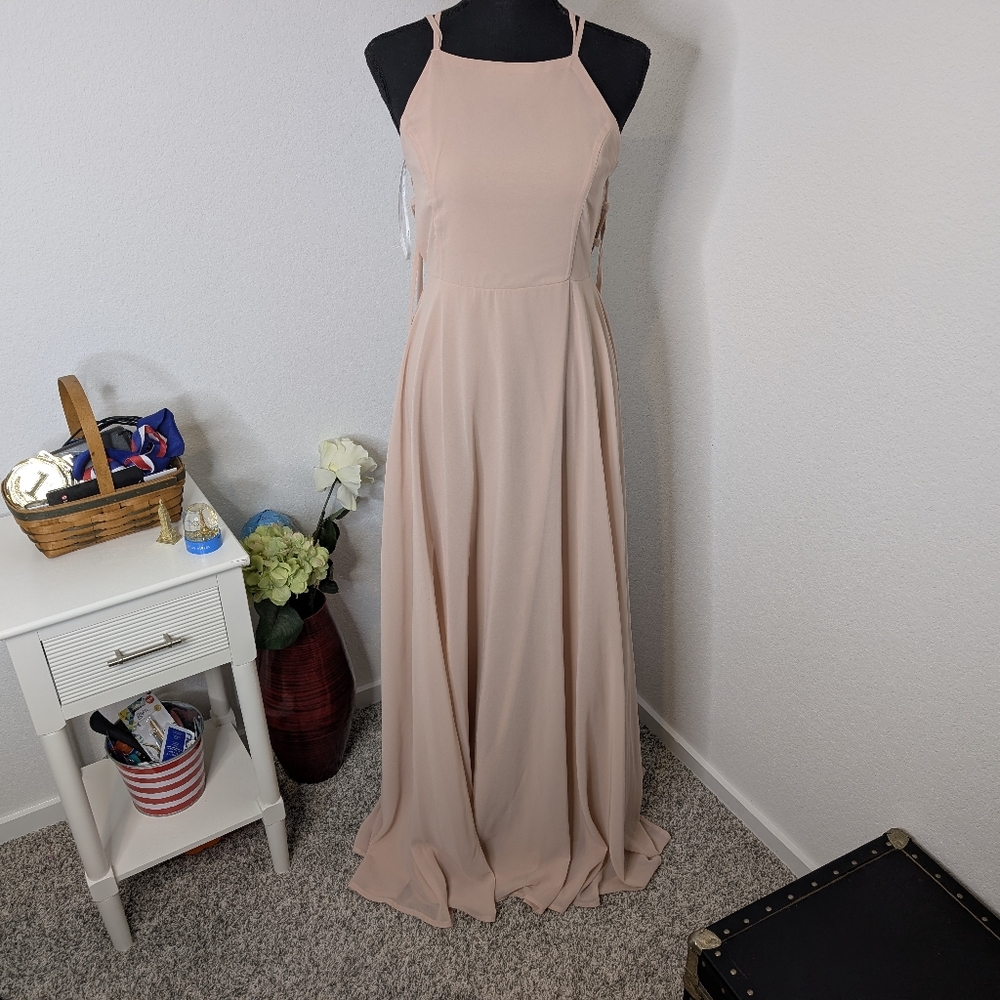 💘Lulus Strappy to be Here Halter Sleeveless Salmon Blush Maxi Dress Size Medium - Picture 2 of 6